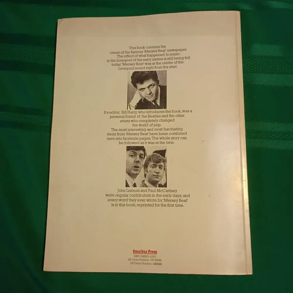 Mersey Beat: The Beginnings of The Beatles Bill Harry 1977 Omnibus Press Soft